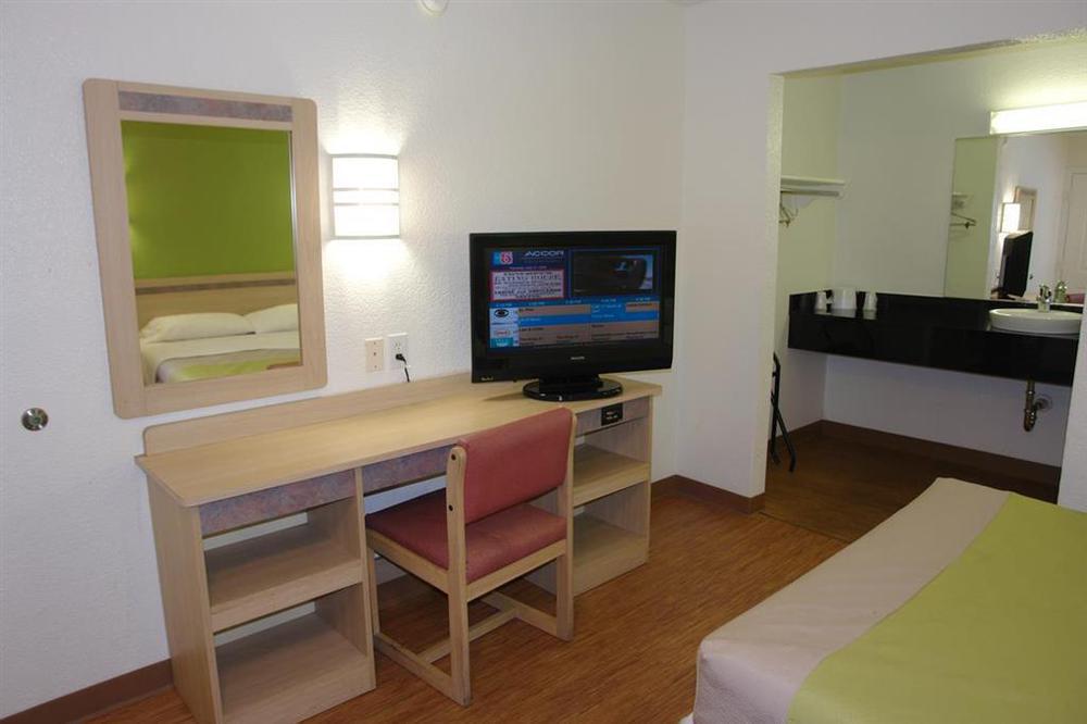 Motel 6-Irving, Tx - Dallas Удобства снимка
